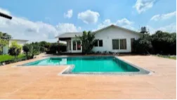 GoBravo 16 3BHK Farm with Pool & Lawn Sec150 Noida
